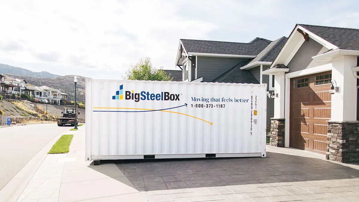 Winnipeg Storage and Moving Containers - BigSteelBox